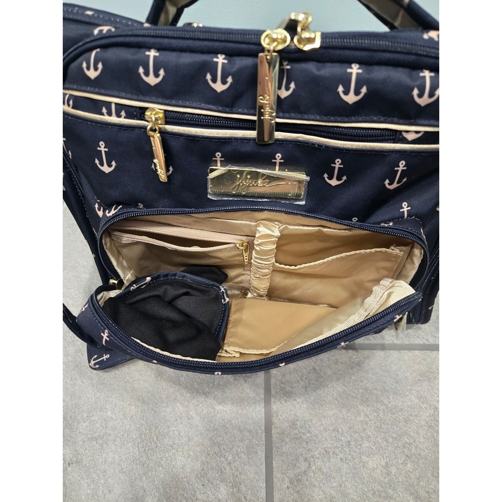 JuJuBe B.F.F Multi-Functional Convertible Diaper Backpack/Messenger Bag - Picture 3 of 12